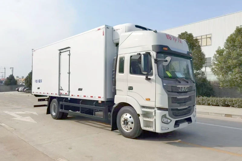 6.8-Meter Jianghuai Geerfa Refrigerated Truck